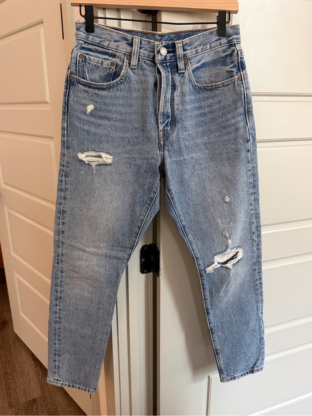 Levi's 501 Distressed Skinny Jean